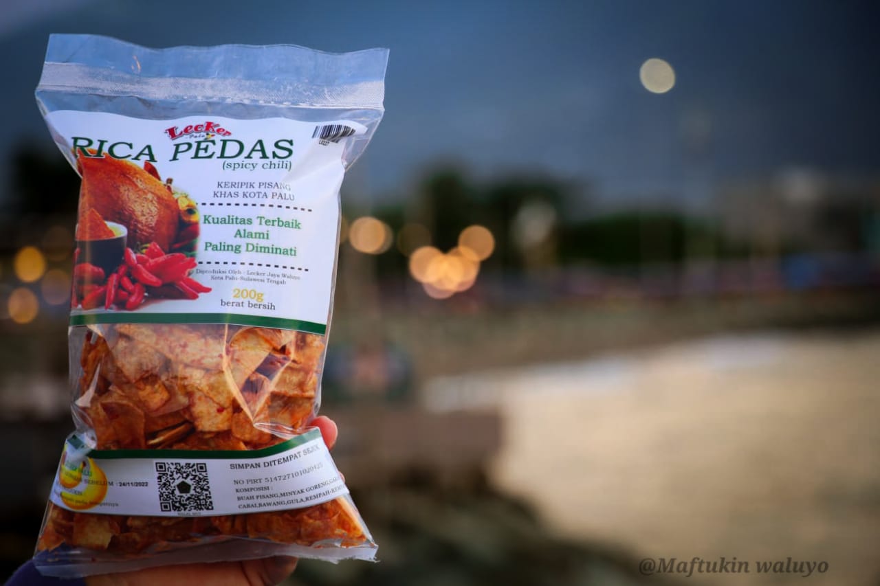 Keripik panggang rica pedas