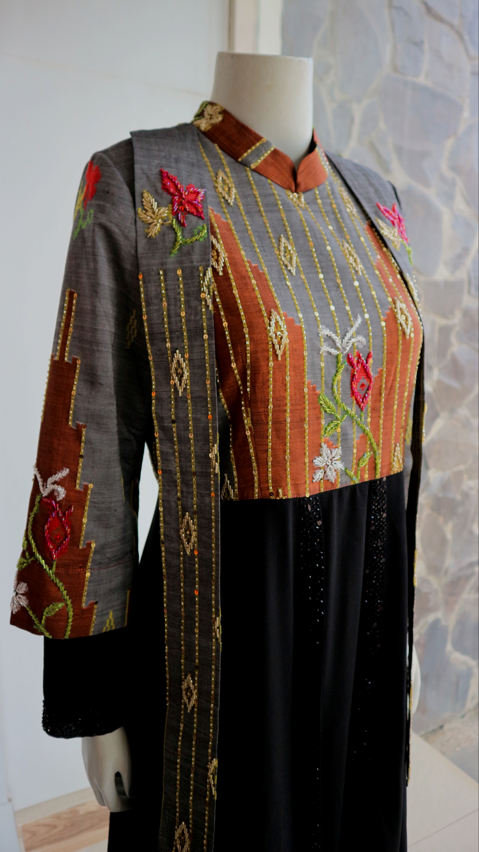 Dress Tenun Payet Motif Bomba khas Towale